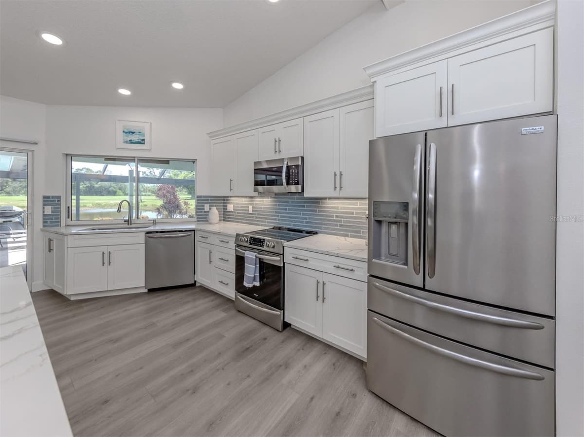 1428 GLENEAGLES DRIVE — photo 7 of 65