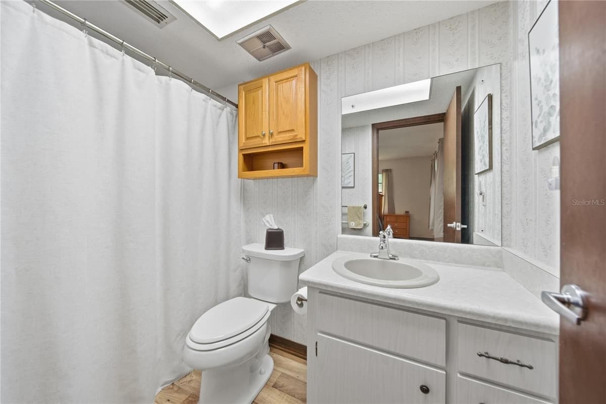 3704 THONOTOSASSA ROAD — photo 14 of 52