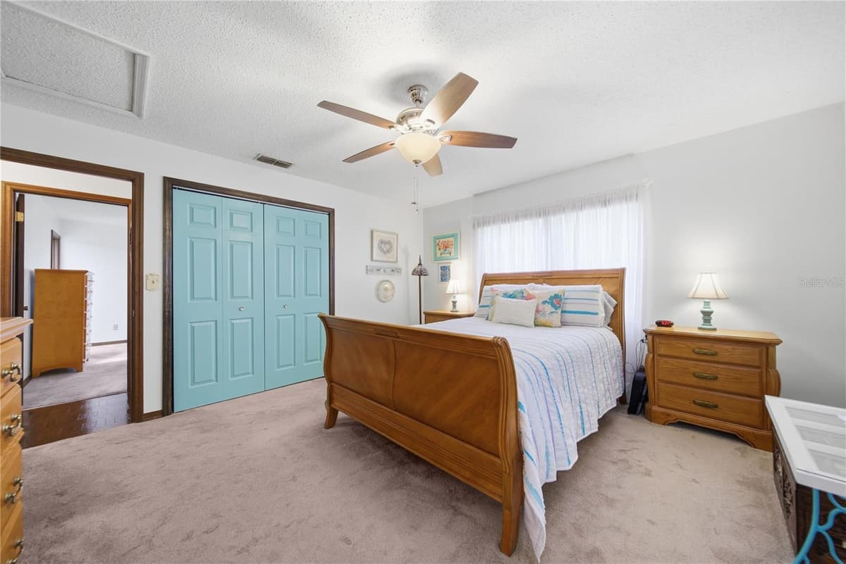 3704 THONOTOSASSA ROAD — photo 17 of 52