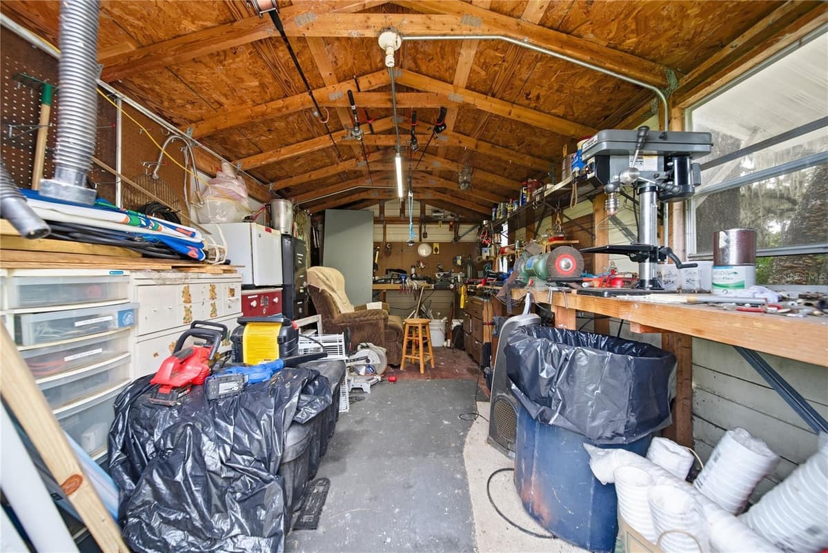 3704 THONOTOSASSA ROAD — photo 48 of 52