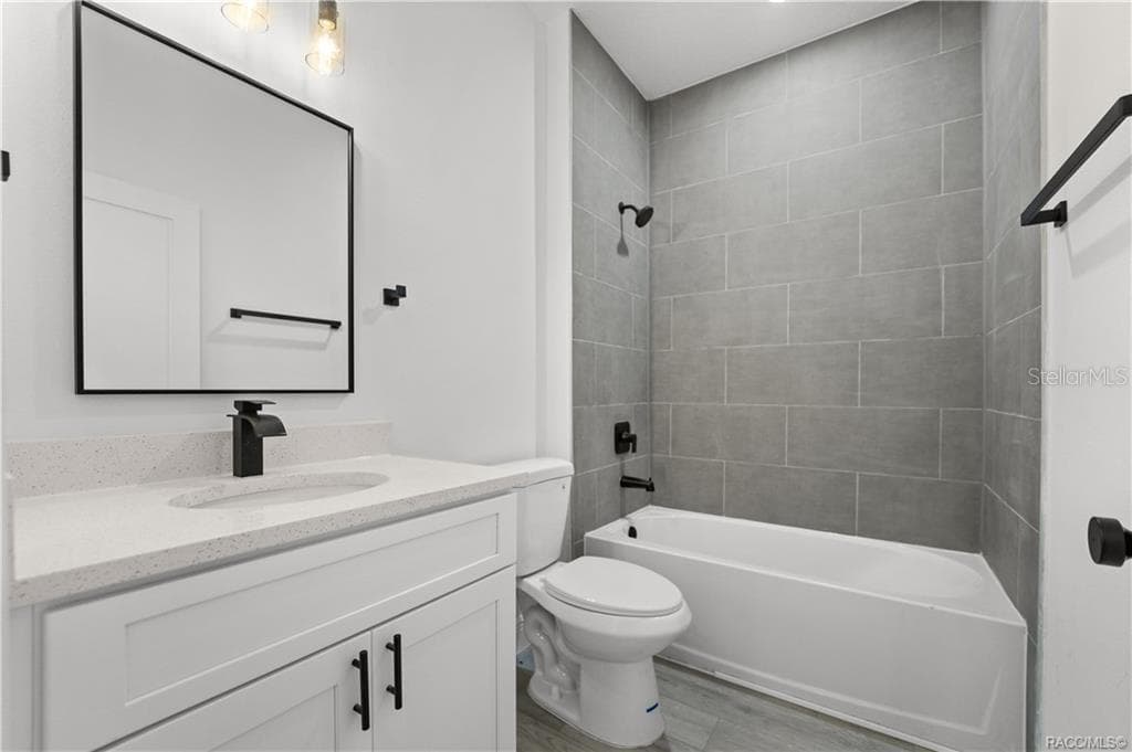 6097 DARLINGTON DRIVE — photo 11 of 28