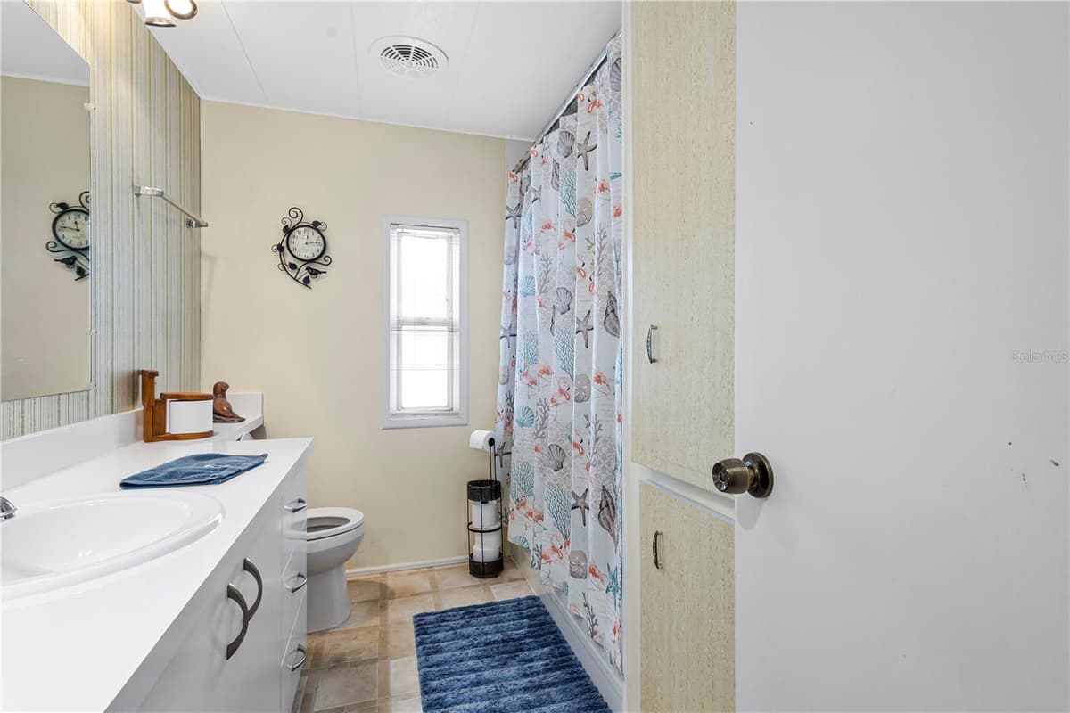 3324 TIKI DRIVE — photo 15 of 32