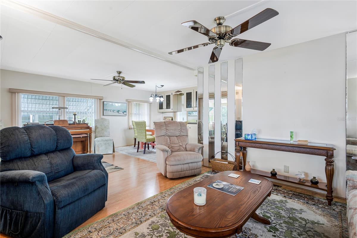 3324 TIKI DRIVE — photo 5 of 32