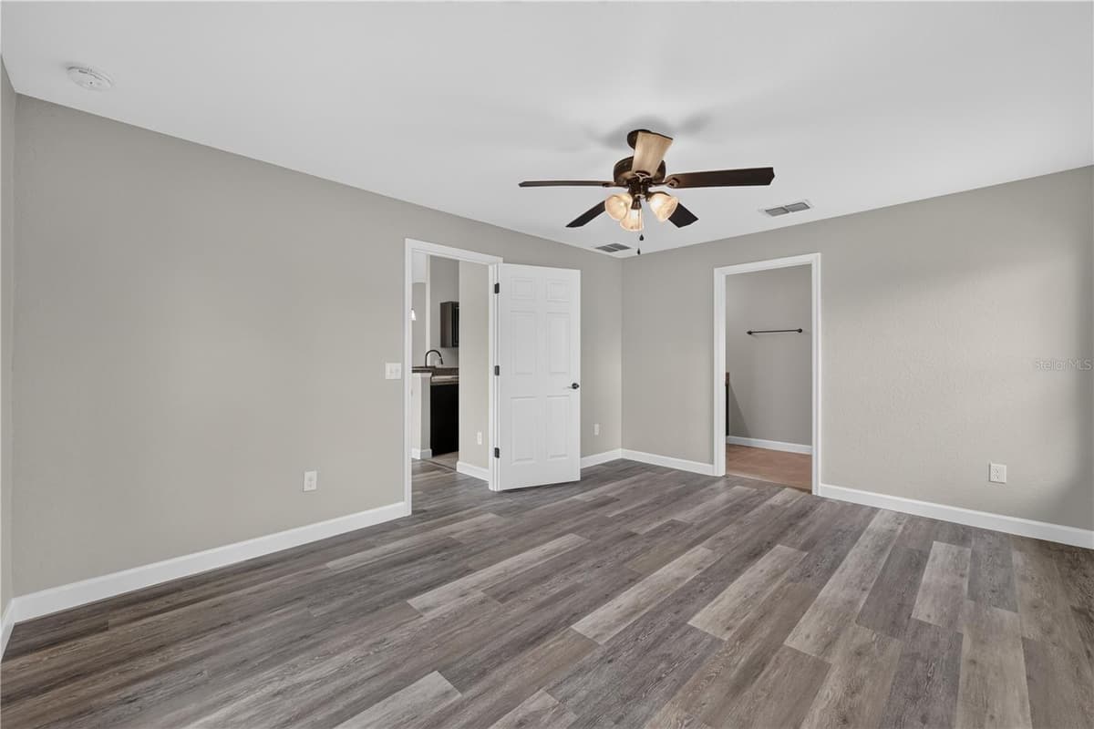 7 WILLOW RUN DRIVE — photo 22 of 41