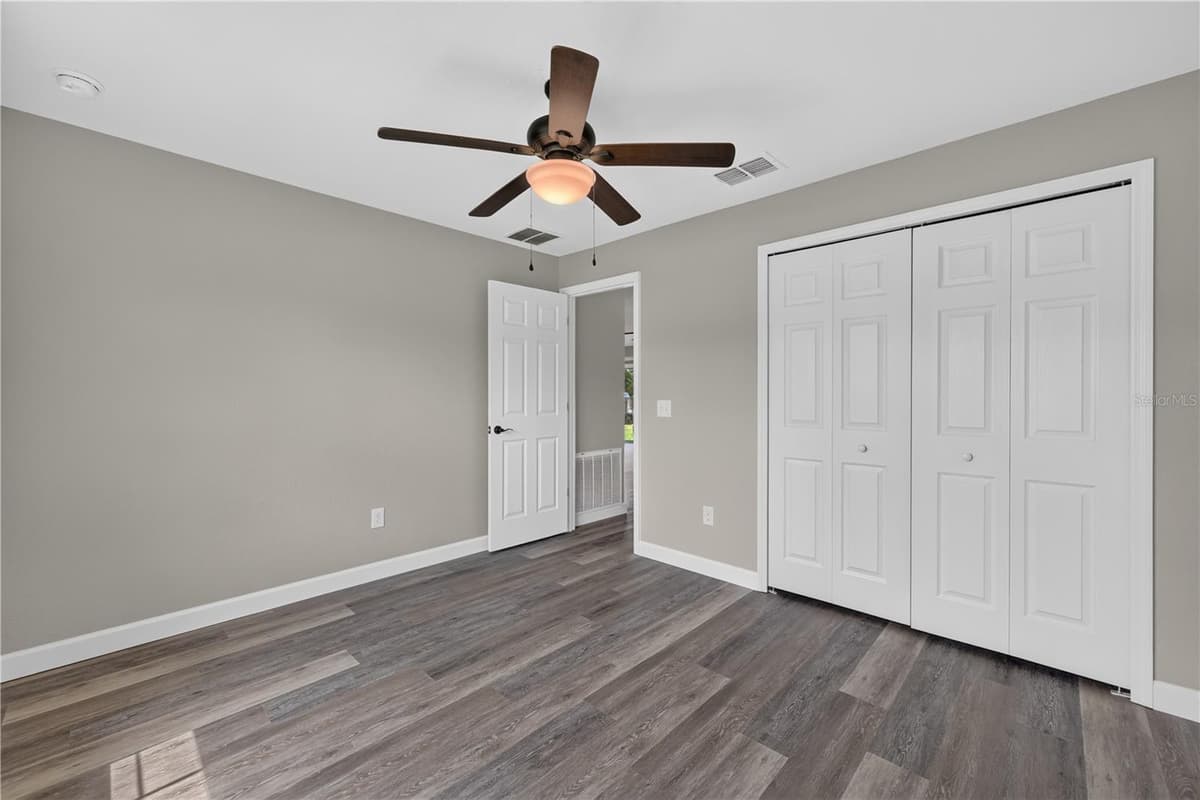 7 WILLOW RUN DRIVE — photo 33 of 41