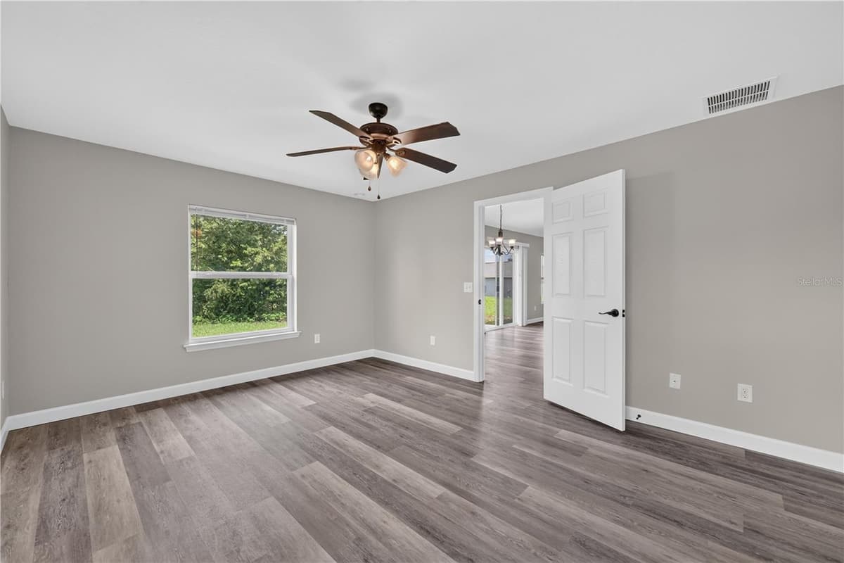 7 WILLOW RUN DRIVE — photo 23 of 41