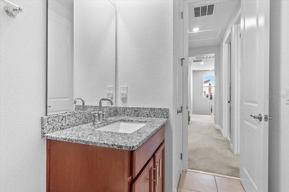 9953 SUMMERLAKE GROVES STREET — photo 38 of 84