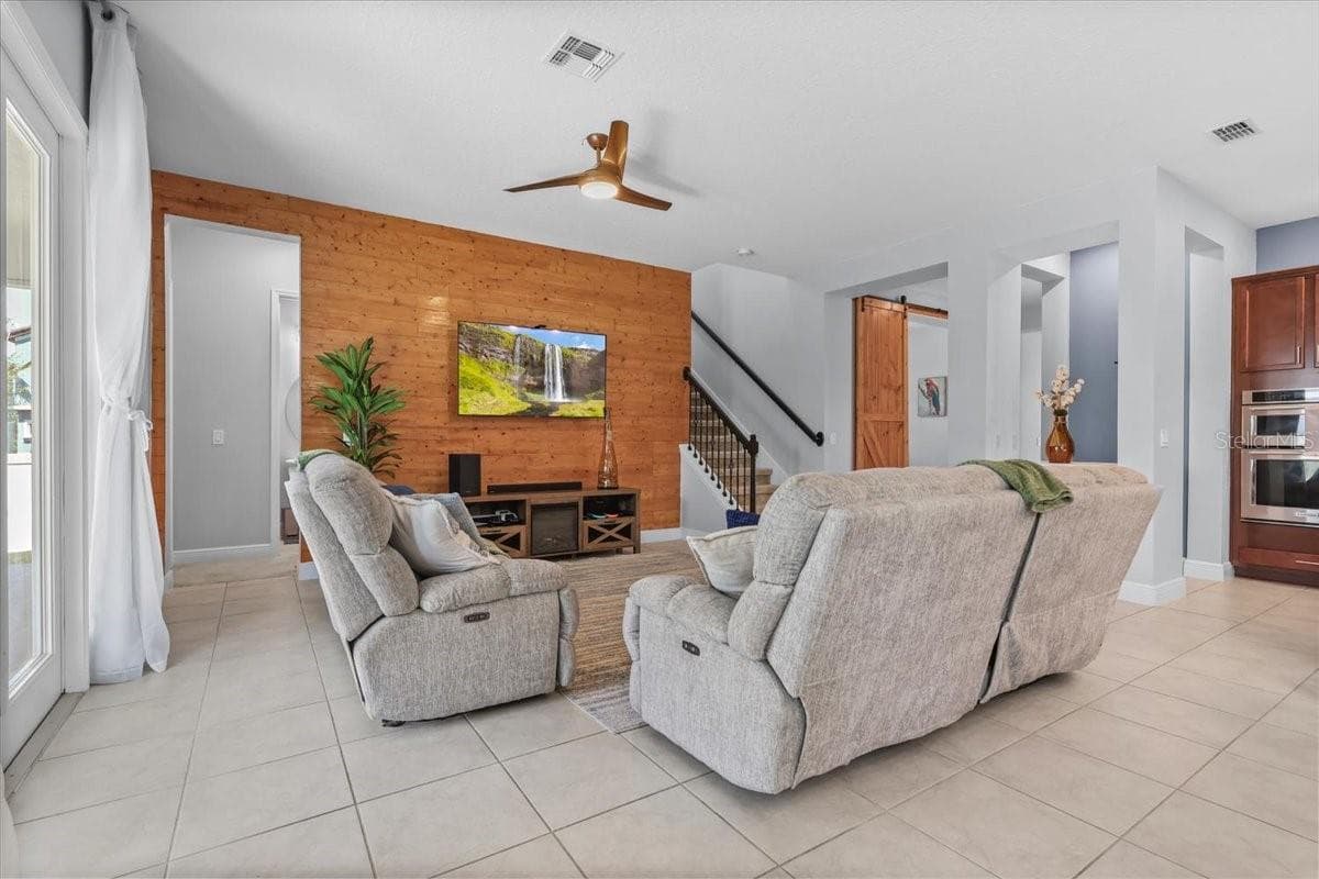 9953 SUMMERLAKE GROVES STREET — photo 16 of 84