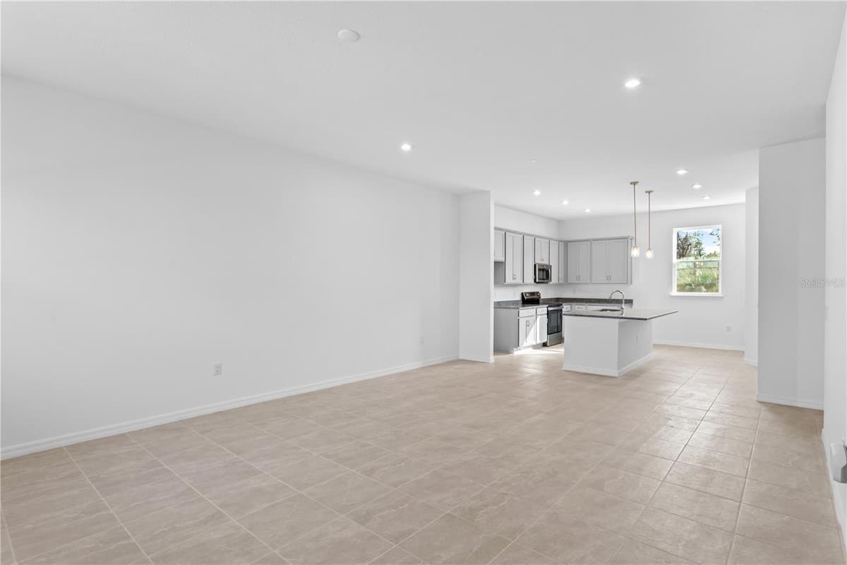 9612 MONTAGUE STREET — photo 21 of 42
