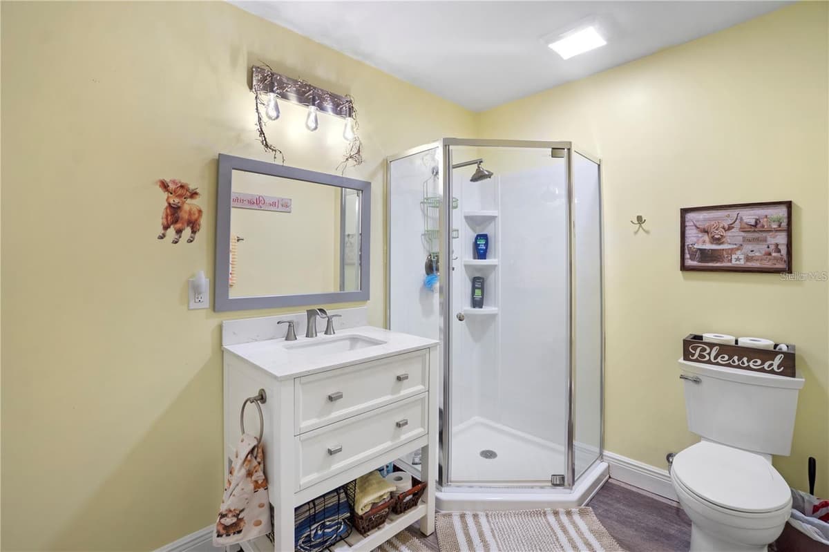 15525 VILLA CITY ROAD — photo 23 of 60