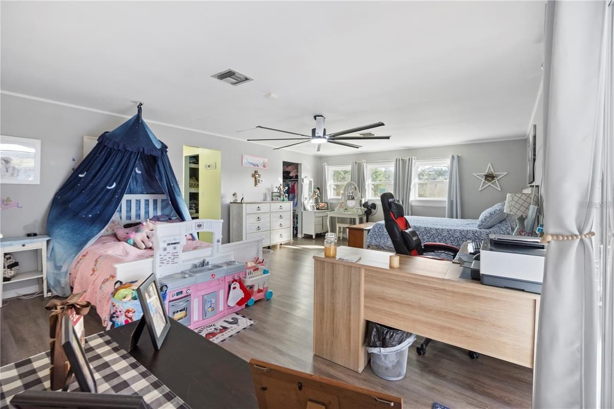 15525 VILLA CITY ROAD — photo 6 of 60