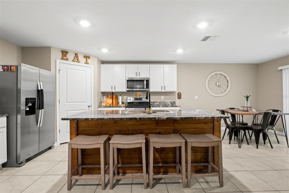 5480 FLINT HILLS DRIVE — photo 11 of 57