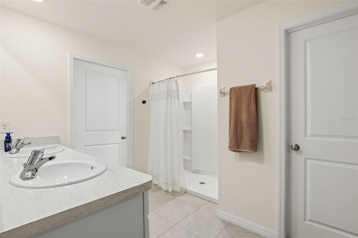 5480 FLINT HILLS DRIVE — photo 29 of 57