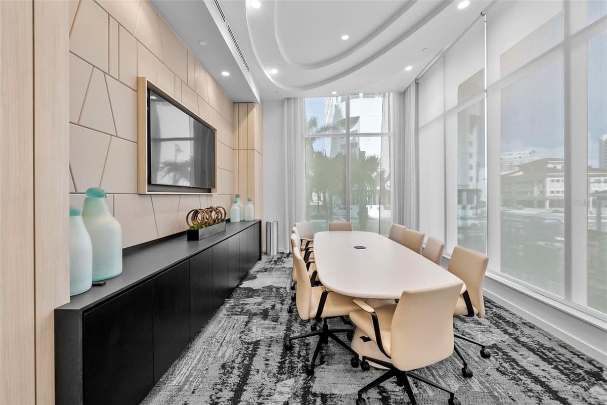 301 QUAY COMMONS — photo 82 of 86