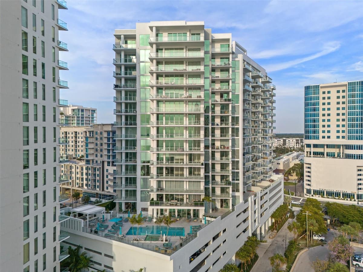 301 QUAY COMMONS — photo 66 of 86