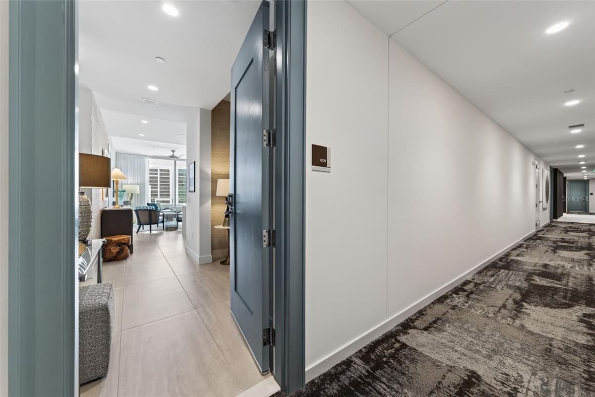 301 QUAY COMMONS — photo 17 of 86