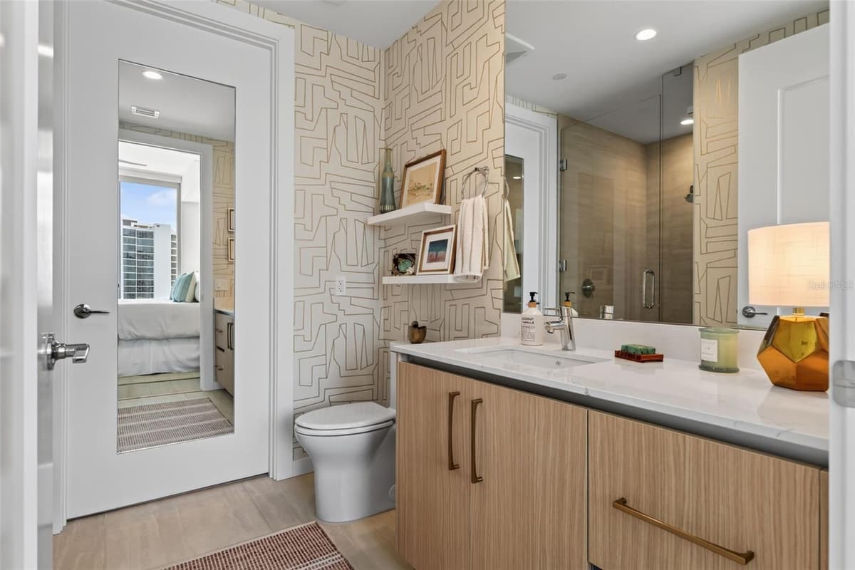 301 QUAY COMMONS — photo 14 of 86