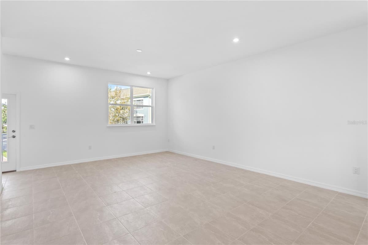 9607 MONTAGUE STREET — photo 16 of 42