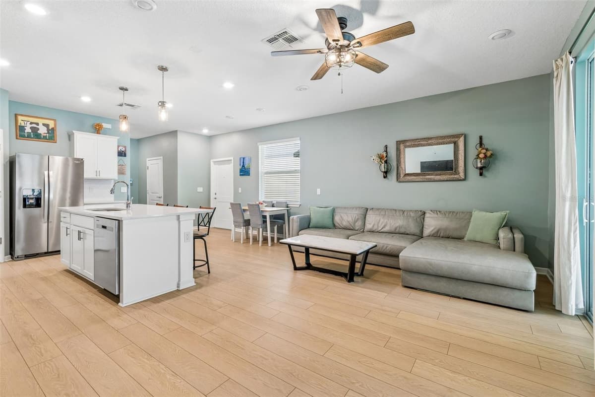 13078 STILLMONT PLACE — photo 16 of 50