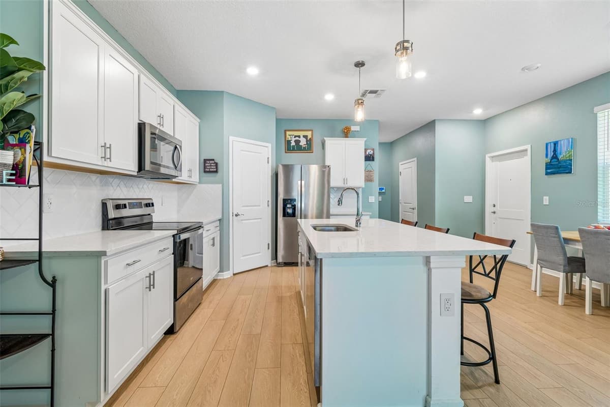 13078 STILLMONT PLACE — photo 8 of 50