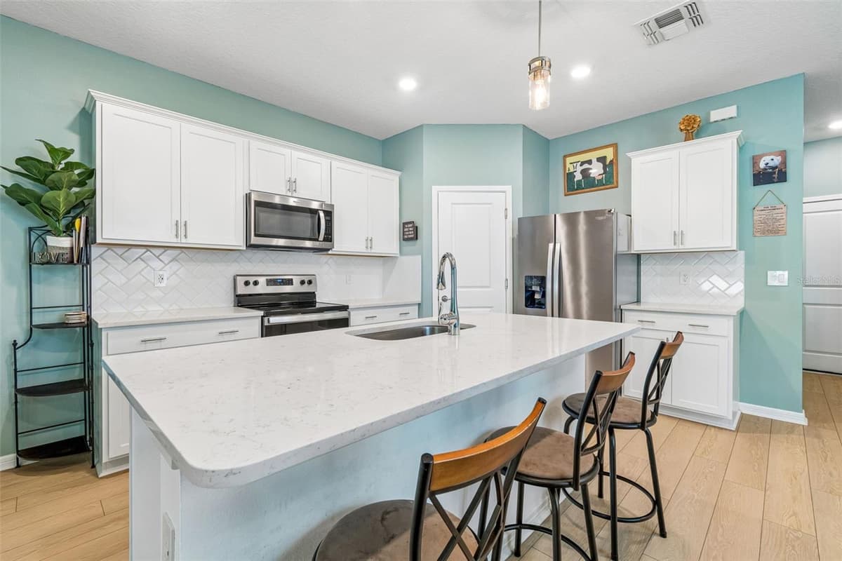 13078 STILLMONT PLACE — photo 6 of 50