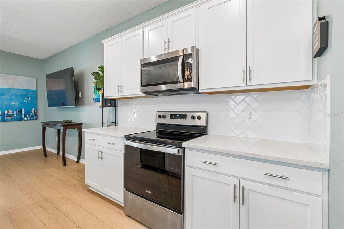 13078 STILLMONT PLACE — photo 9 of 50