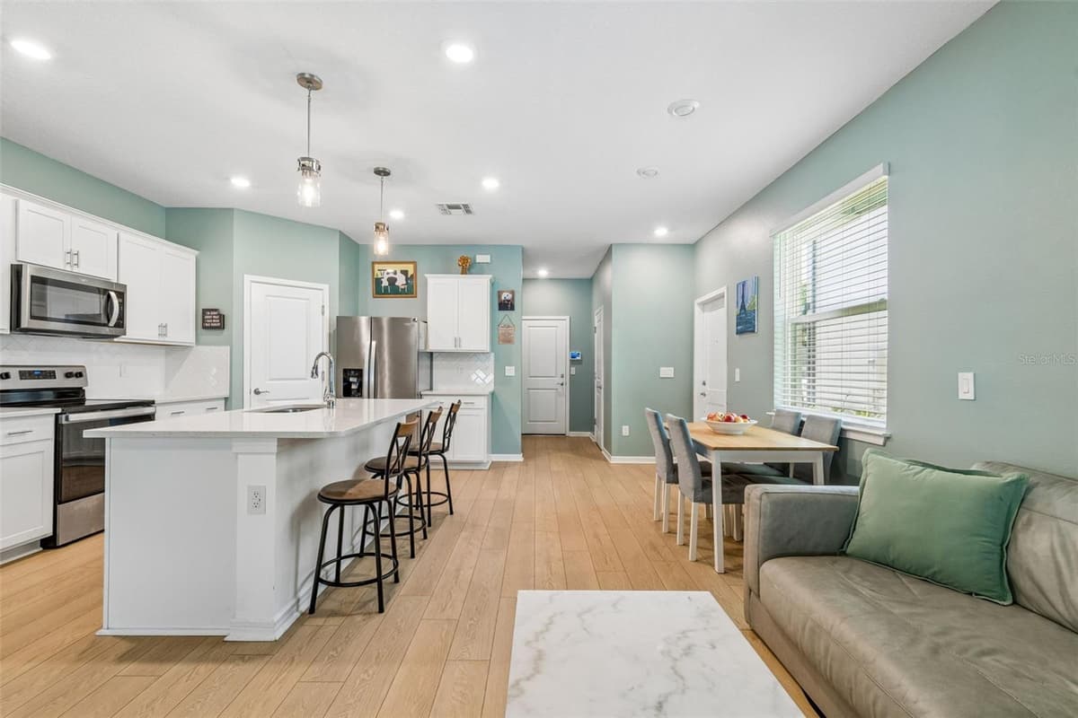 13078 STILLMONT PLACE — photo 13 of 50