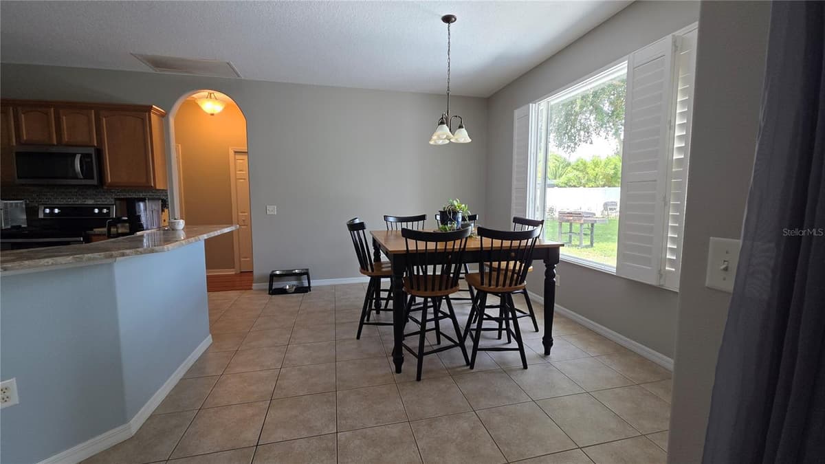 36812 QUEEN BEE LANE — photo 20 of 55