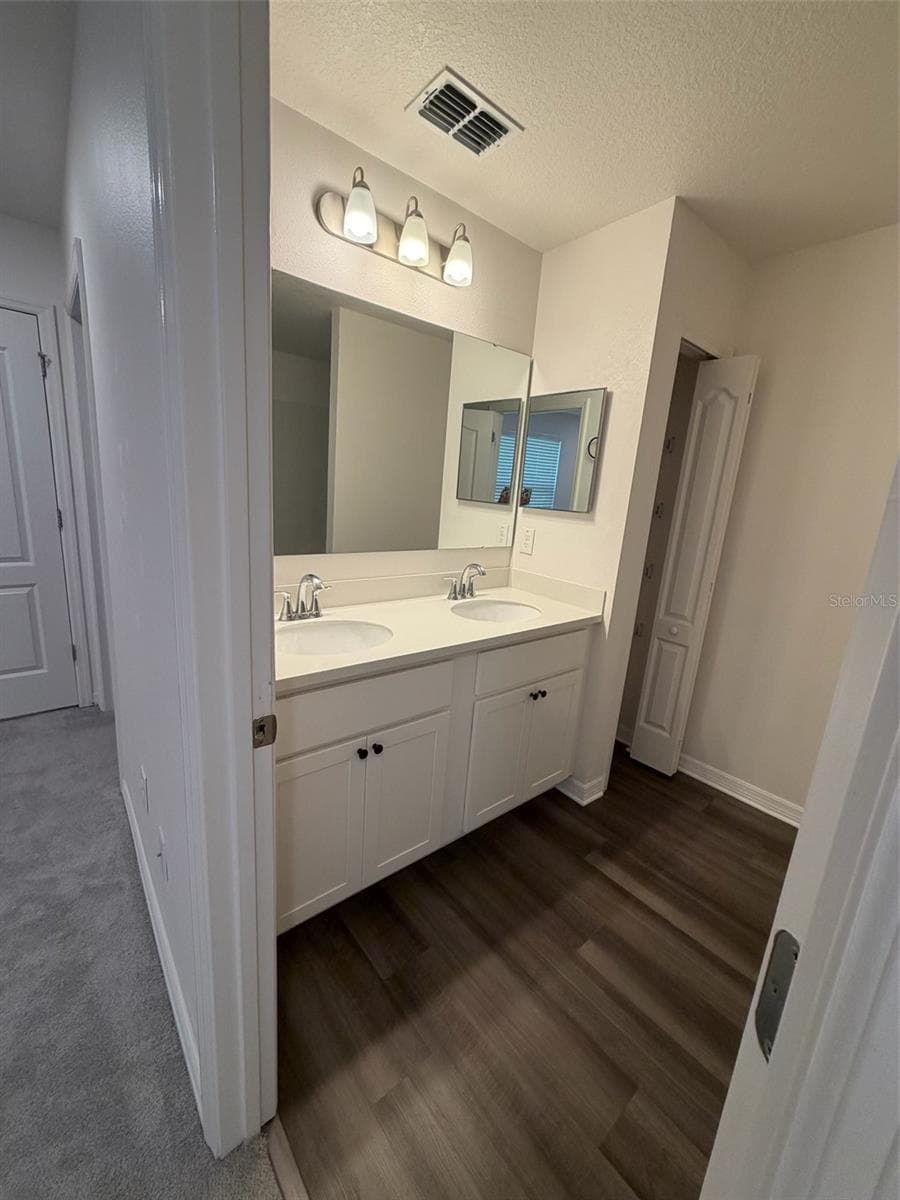 4743 DEER TRACK STREET — photo 14 of 20