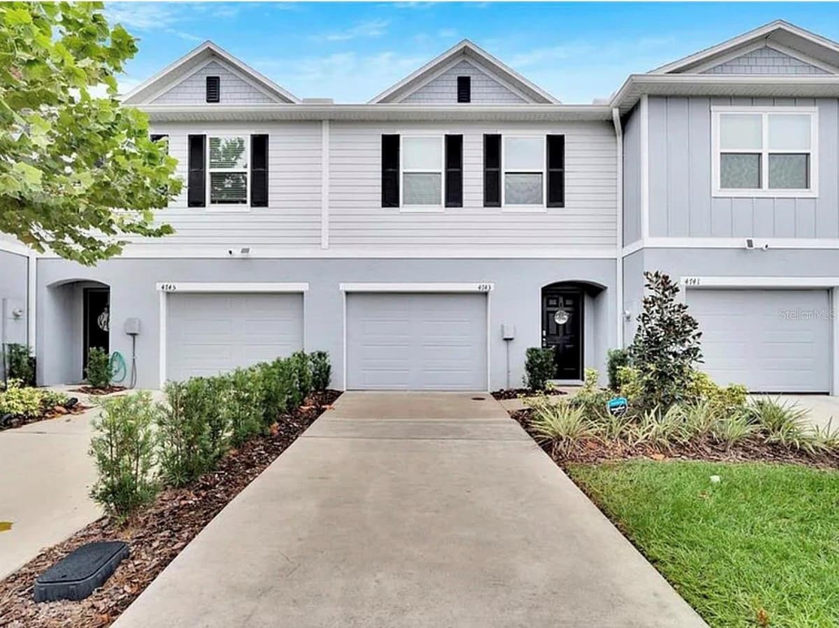 4743 DEER TRACK STREET — photo 1 of 20