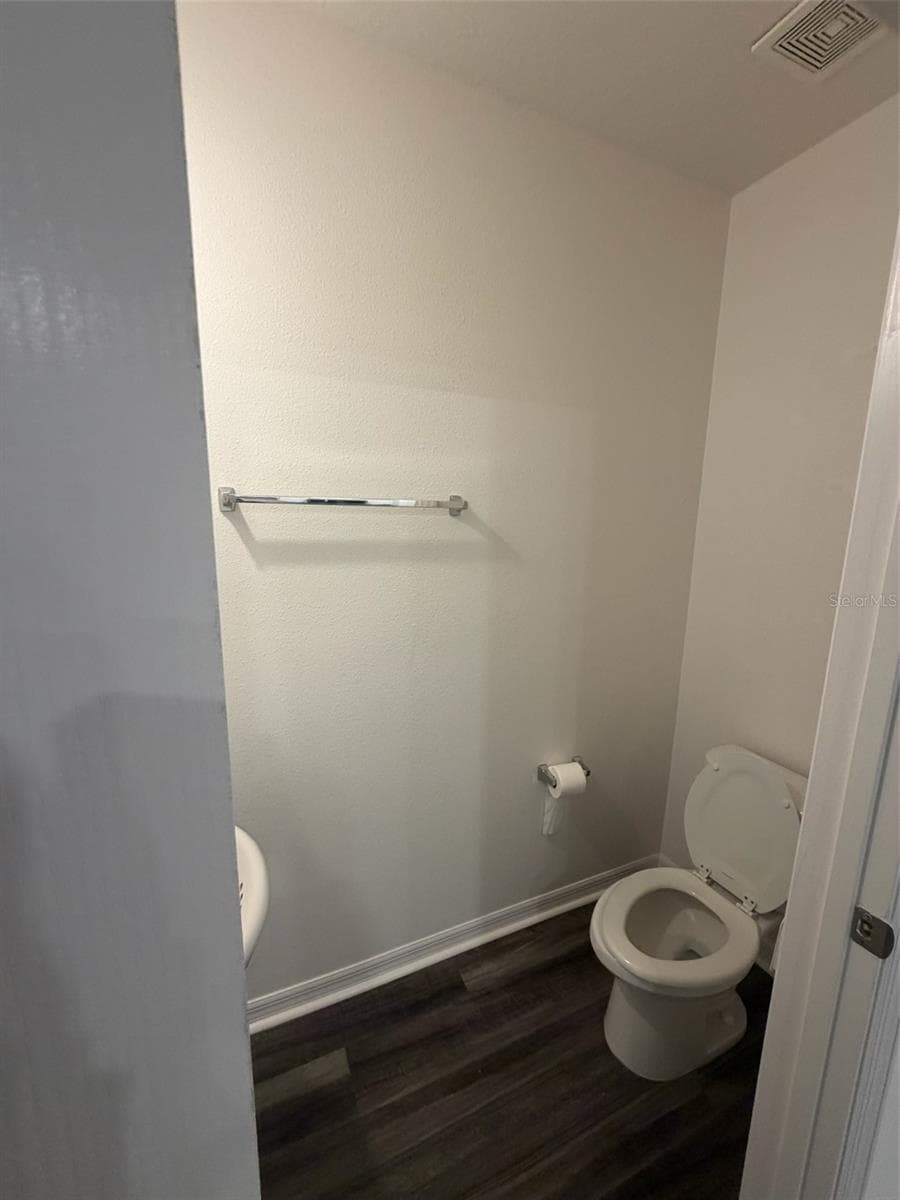 4743 DEER TRACK STREET — photo 8 of 20