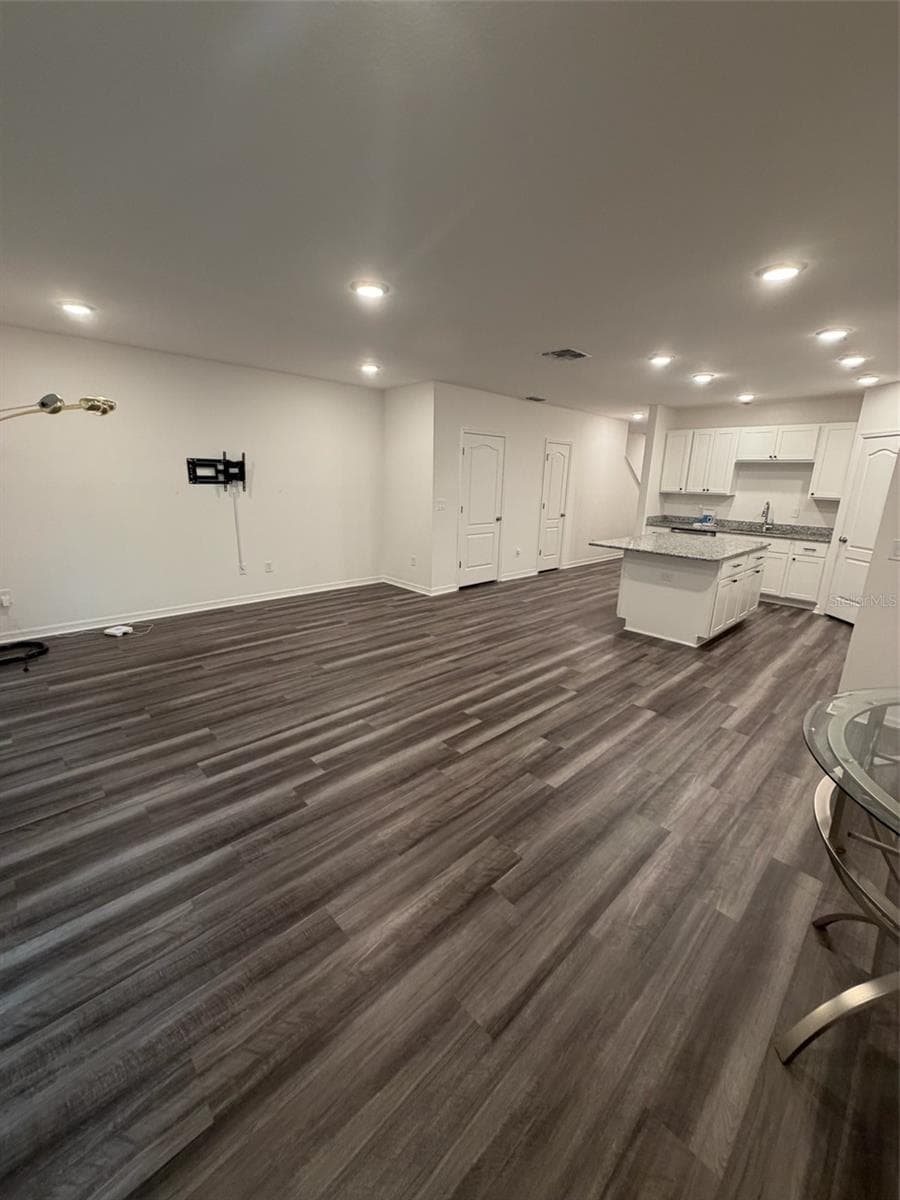 4743 DEER TRACK STREET — photo 5 of 20