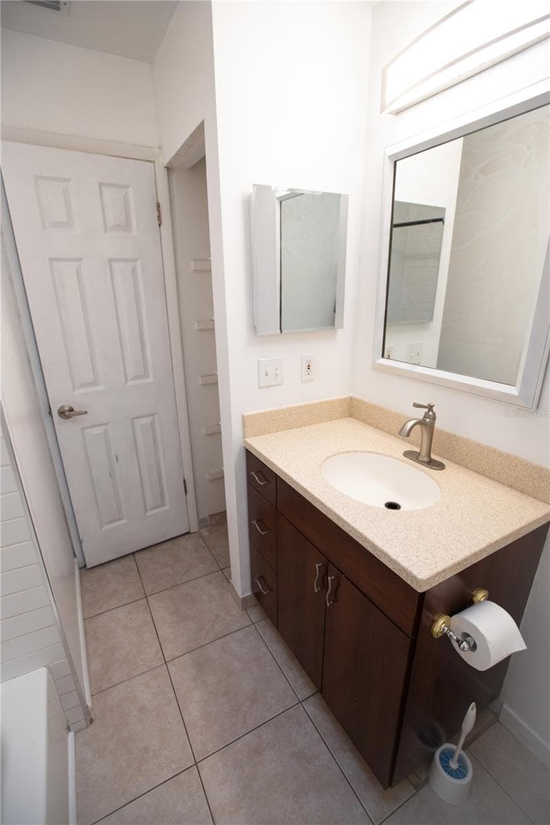 526 DORSET CIRCLE — photo 17 of 30
