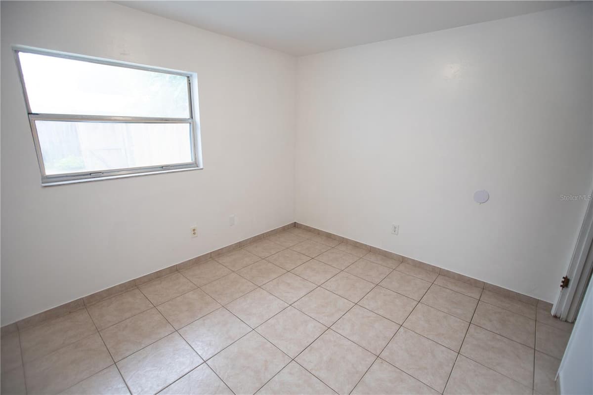 526 DORSET CIRCLE — photo 19 of 30