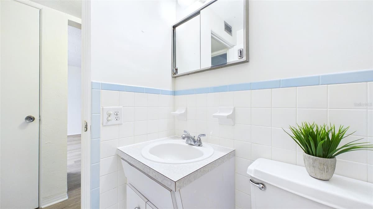 2454 AUSTRALIA WAY — photo 48 of 83