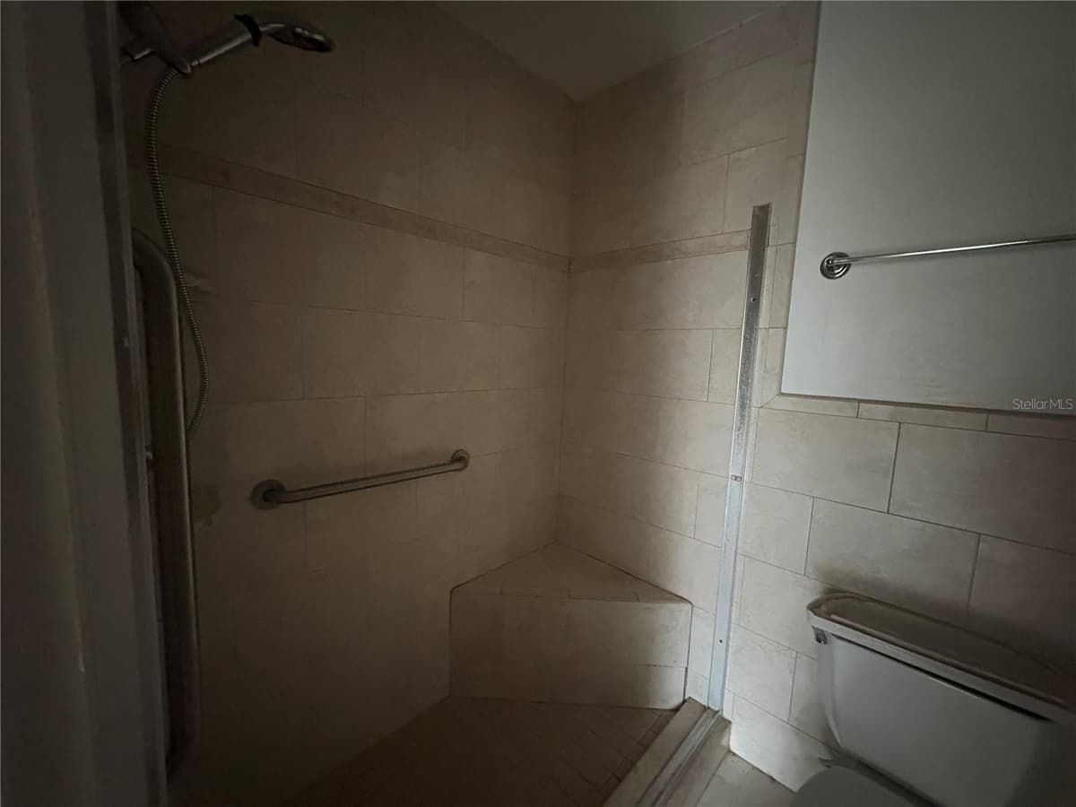 9202 ABBOT DRIVE — photo 15 of 20