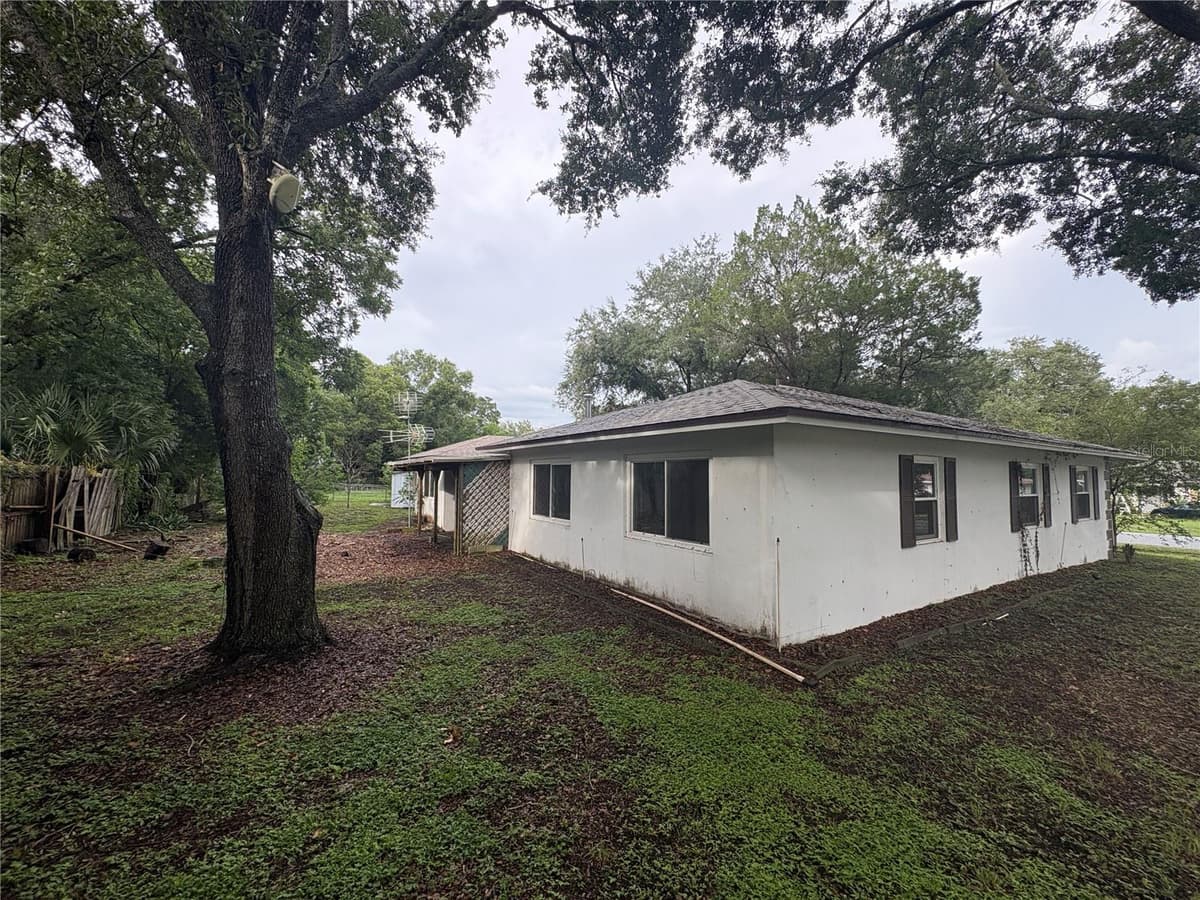 9202 ABBOT DRIVE — photo 3 of 20
