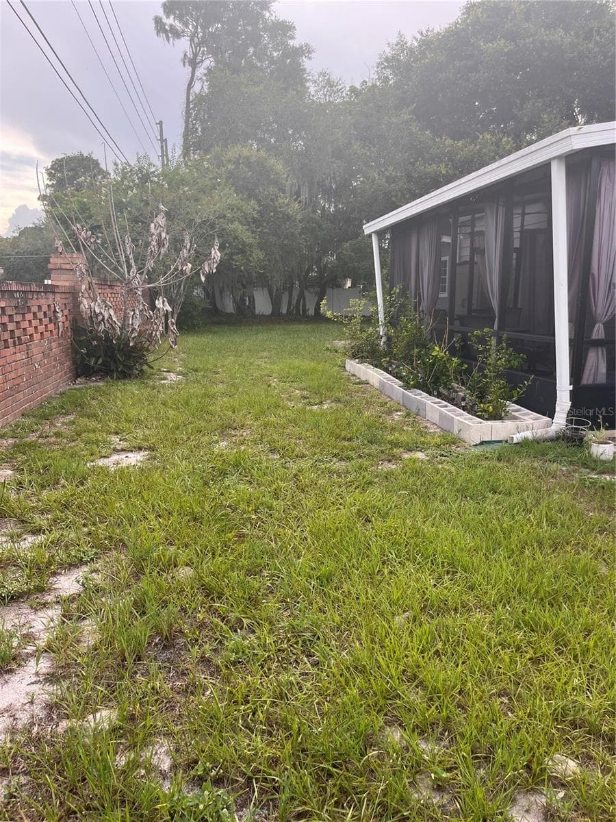 1504 HAWAIIAN PALM LANE — photo 37 of 41