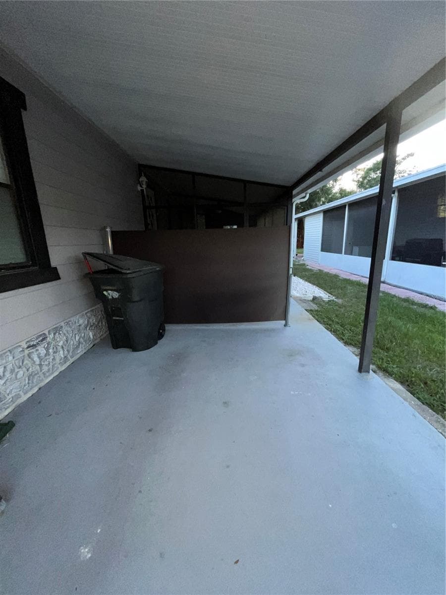 1504 HAWAIIAN PALM LANE — photo 32 of 41