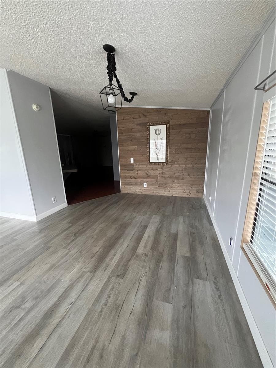 1504 HAWAIIAN PALM LANE — photo 9 of 41