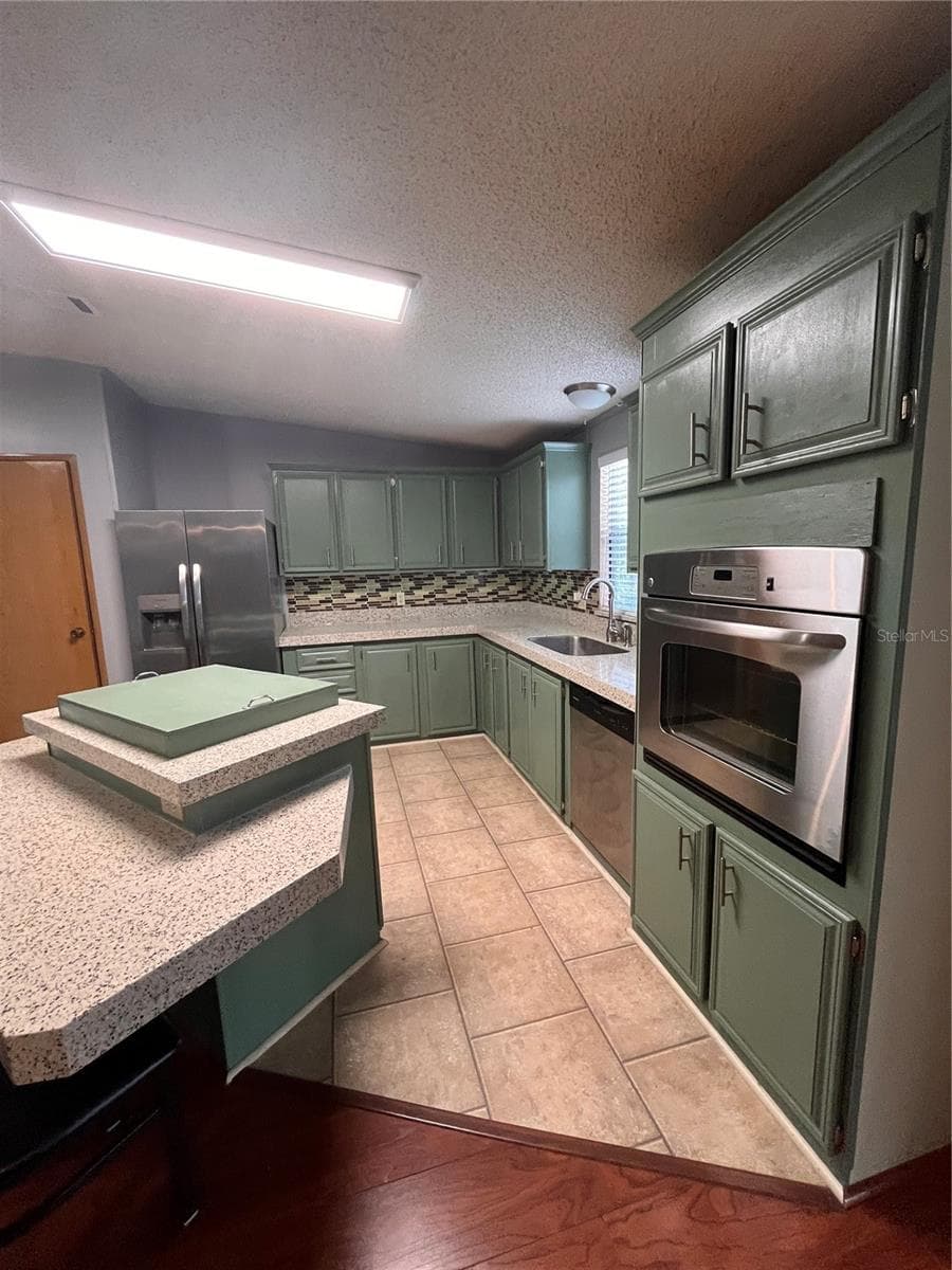 1504 HAWAIIAN PALM LANE — photo 12 of 41
