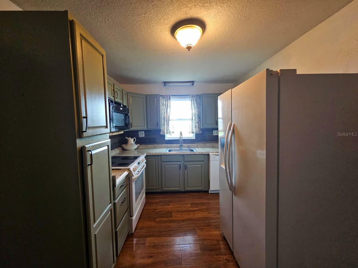 507 FLORIDA AVENUE — photo 11 of 26