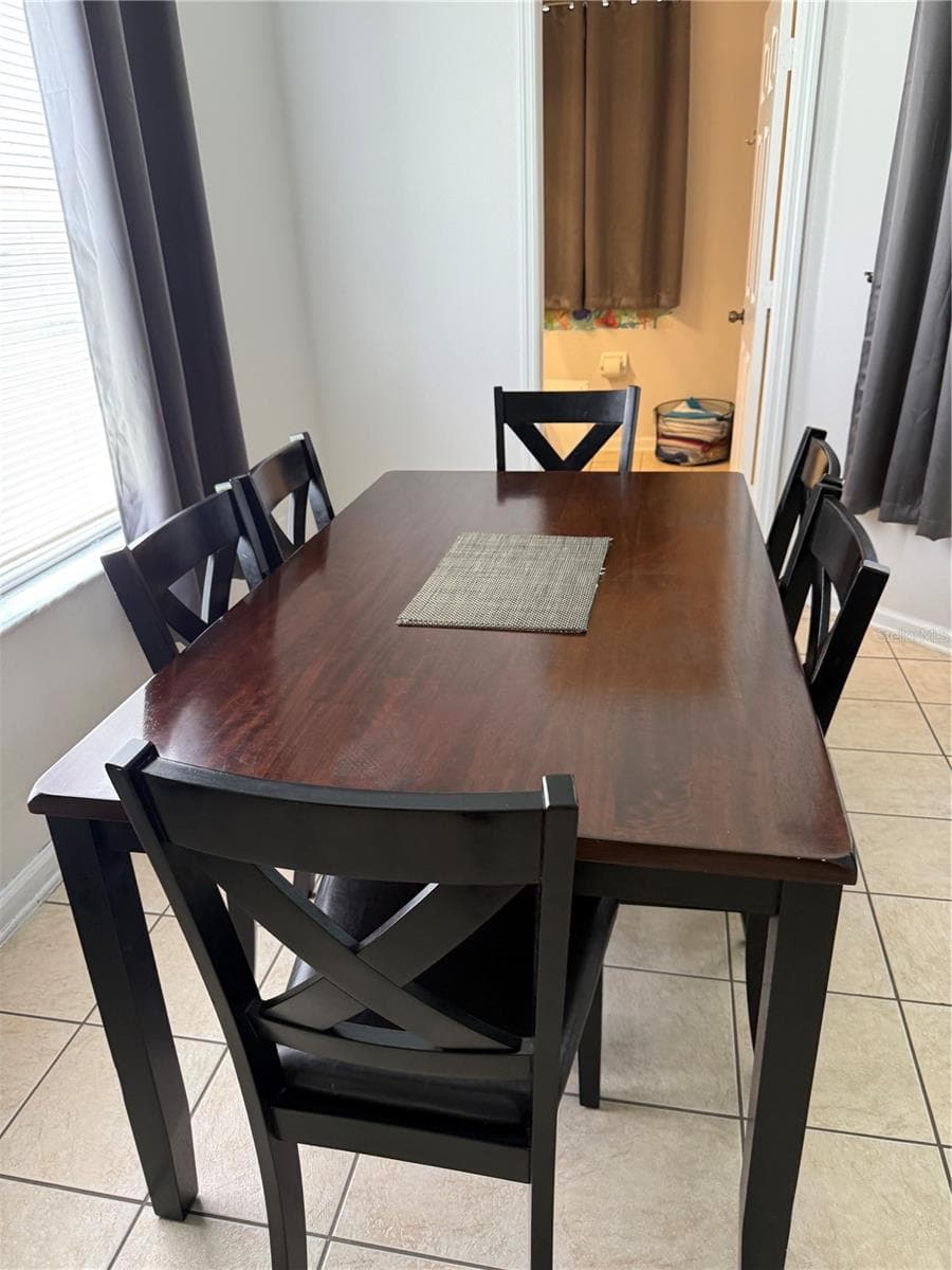 8105 SUN PALM DRIVE — photo 3 of 17