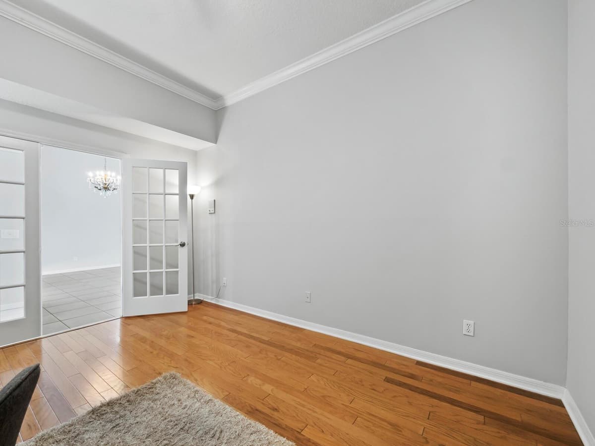 8737 PEBBLE CREEK LANE — photo 30 of 70