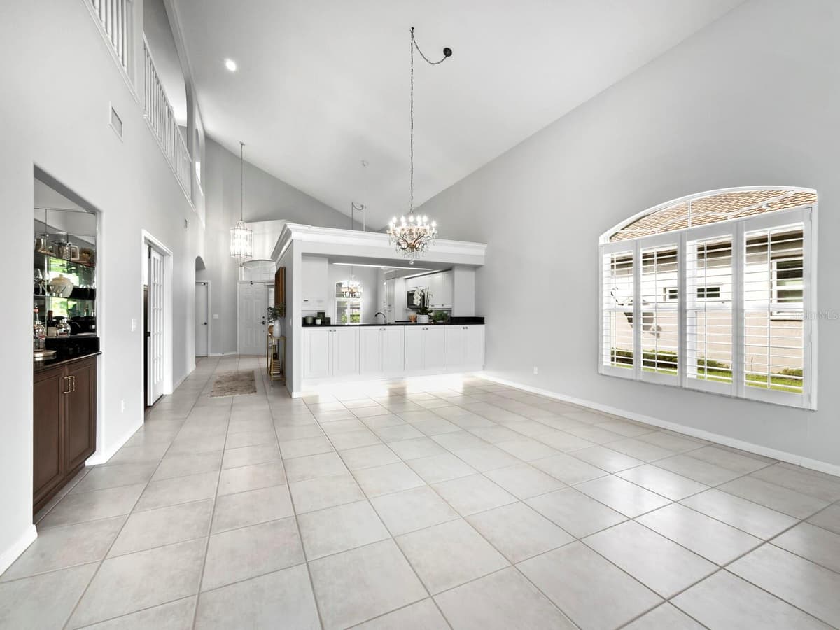 8737 PEBBLE CREEK LANE — photo 10 of 70
