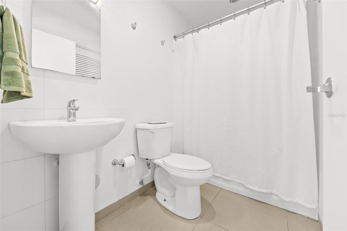 1511 AVENIDA JUAN PONCE DE LEÓN CIUDADELA TORRE 800 — photo 17 of 22