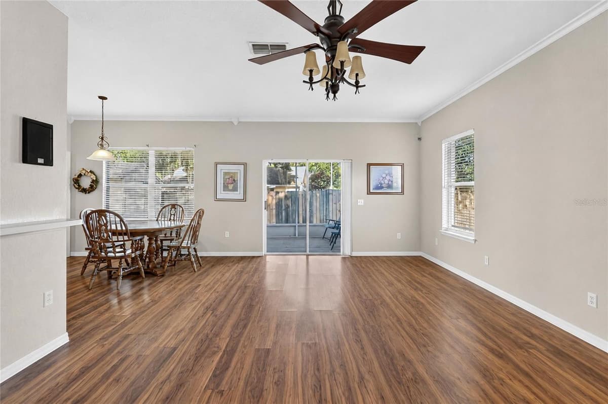 2614 SUNDANCE COURT — photo 12 of 52