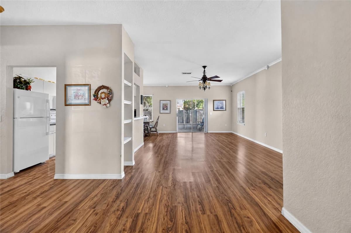 2614 SUNDANCE COURT — photo 9 of 52