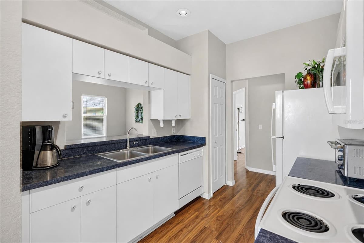 2614 SUNDANCE COURT — photo 21 of 52