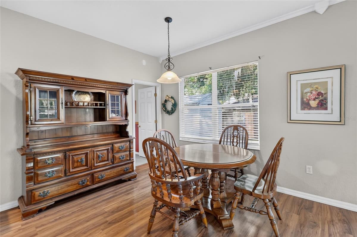 2614 SUNDANCE COURT — photo 18 of 52